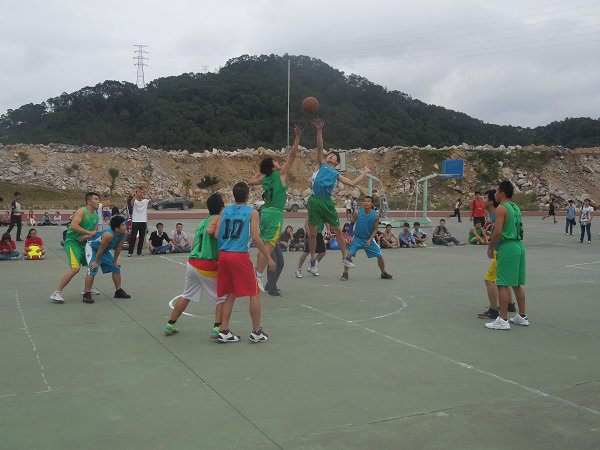 篮球对决.JPG