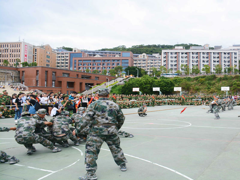 教官对决_副本.jpg