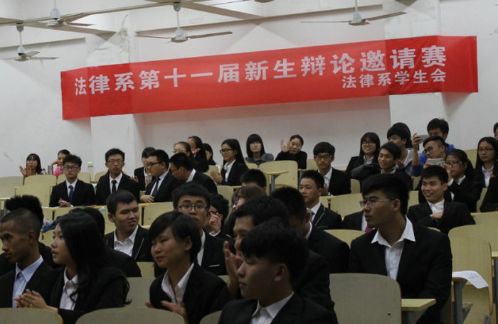 各系辩论队队员.jpg