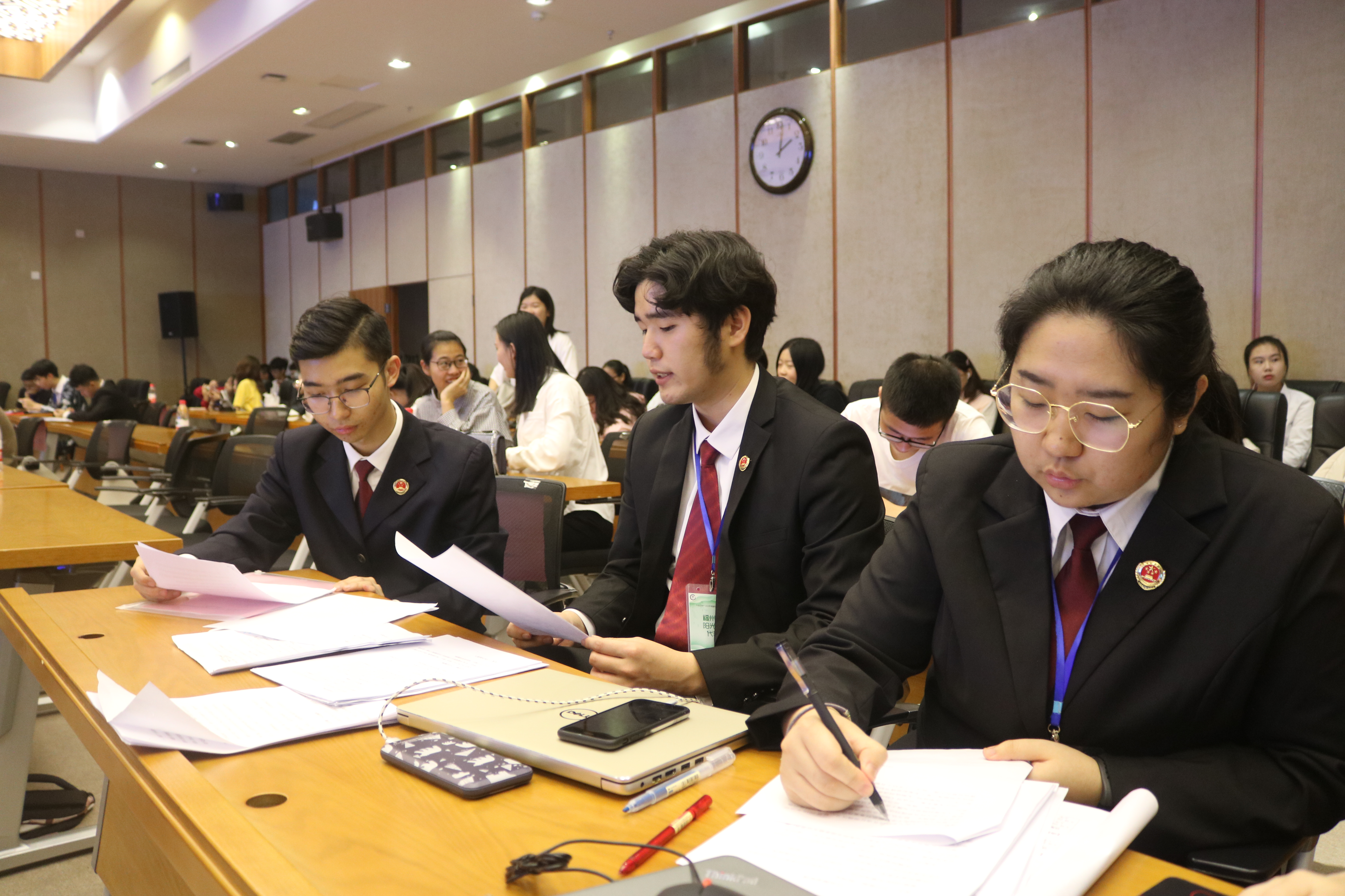 【学科竞赛】法律系学子参加"名仕杯"模拟法庭辩论赛
